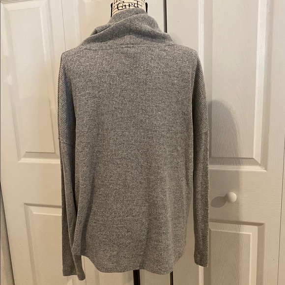 Time and Tru Gray Turtleneck Sweater - Picture 2 of 6